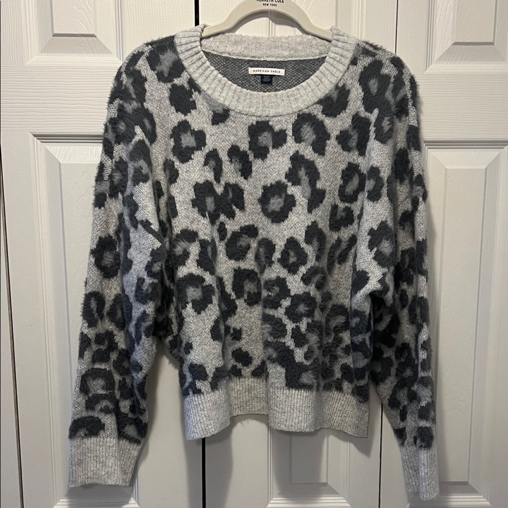 American Eagle Gray Leopard Print Sweater